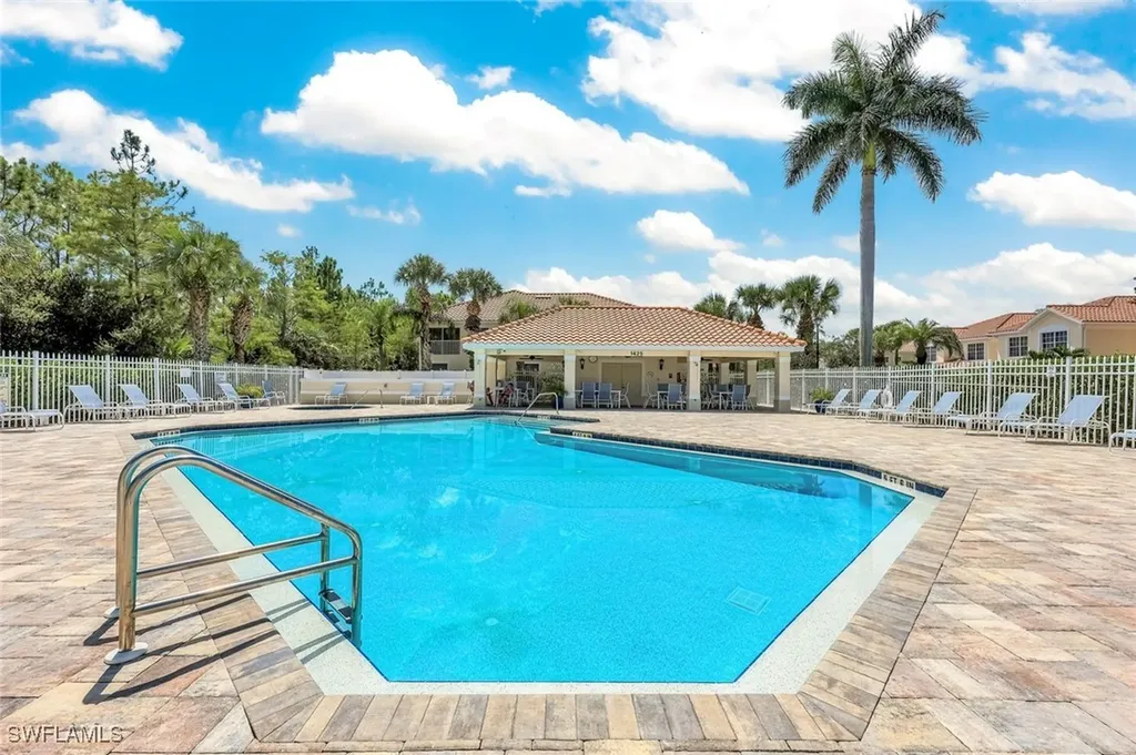 1375 Henley Street Naples FL 34105