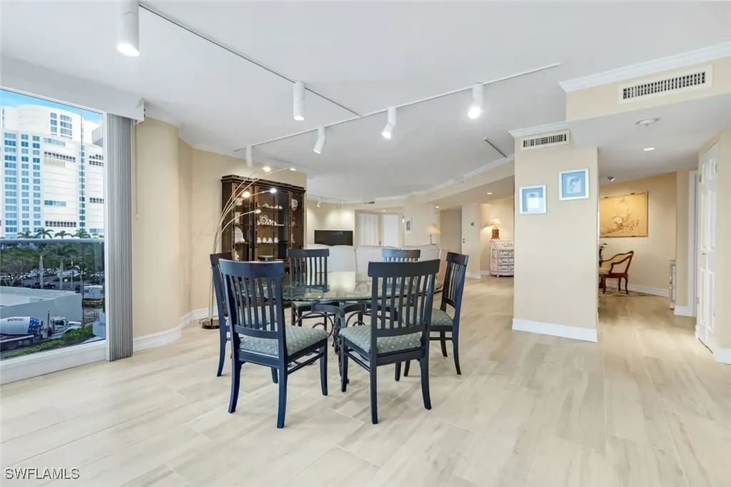 4041 Gulf Shore Boulevard N Naples FL 34103