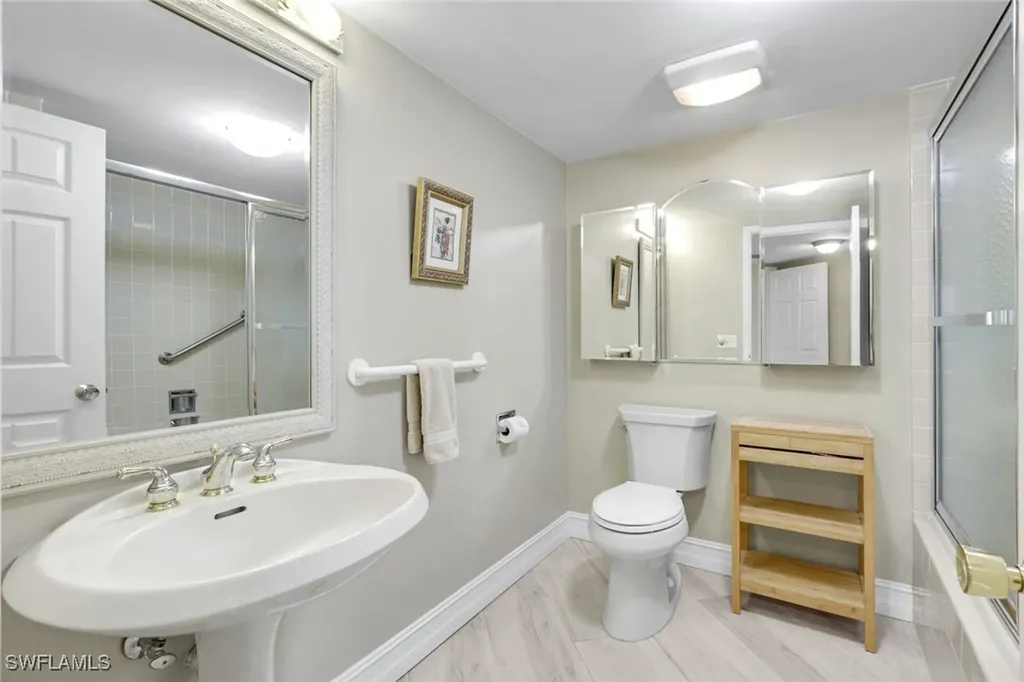 4041 Gulf Shore Boulevard N Naples FL 34103