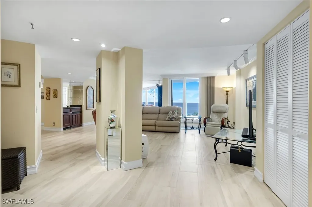 4041 Gulf Shore Boulevard N Naples FL 34103