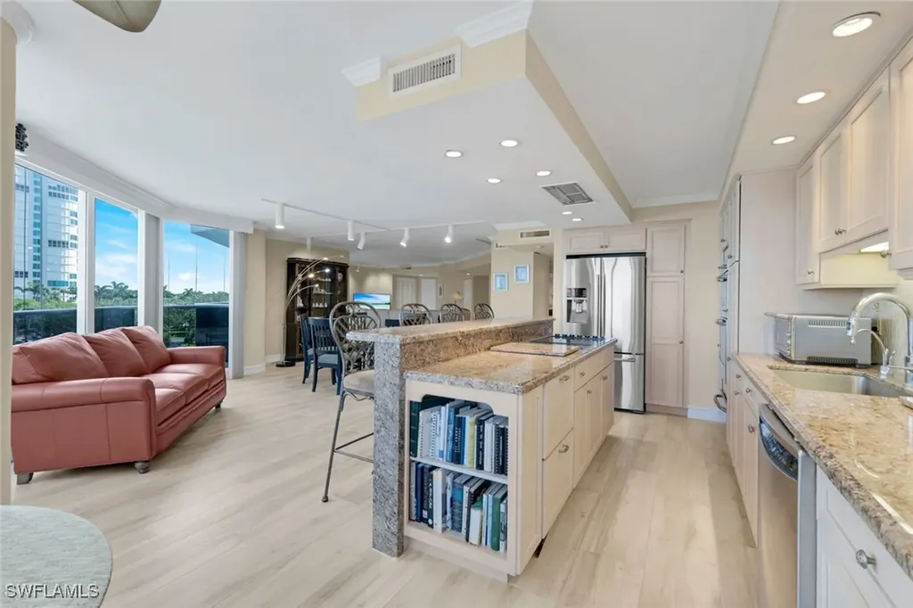 4041 Gulf Shore Boulevard N Naples FL 34103