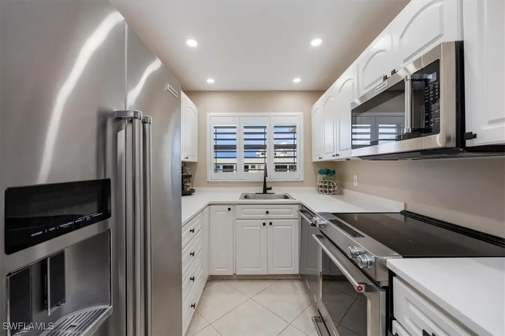 3200 Gulf Shore Boulevard N Naples FL 34103