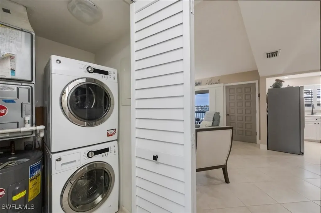 3200 Gulf Shore Boulevard N Naples FL 34103
