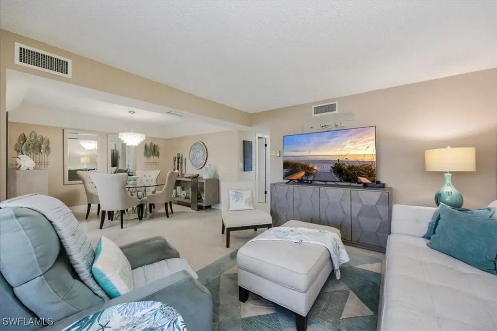 3200 Gulf Shore Boulevard N Naples FL 34103