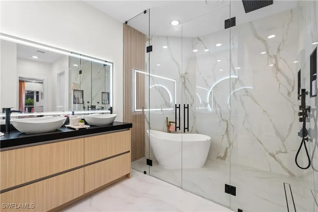 3083 Santorini Court Naples FL 34119