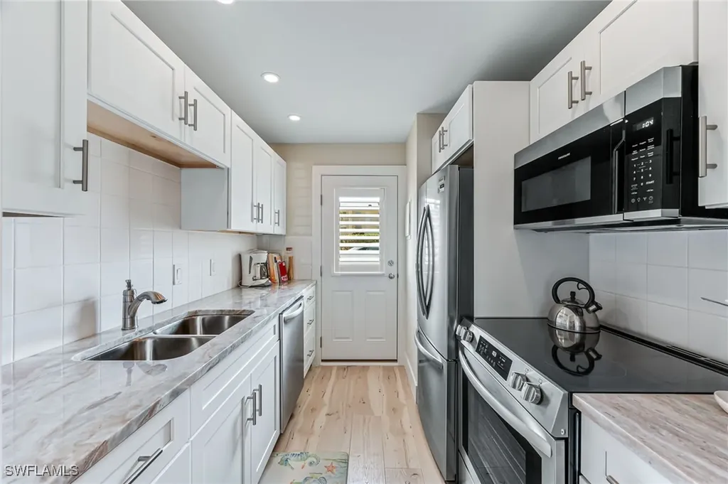 1021 3rd Street S Naples FL 34102