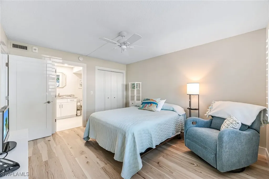 1021 3rd Street S Naples FL 34102