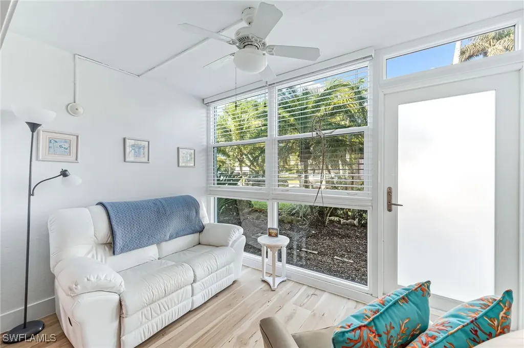 1021 3rd Street S Naples FL 34102