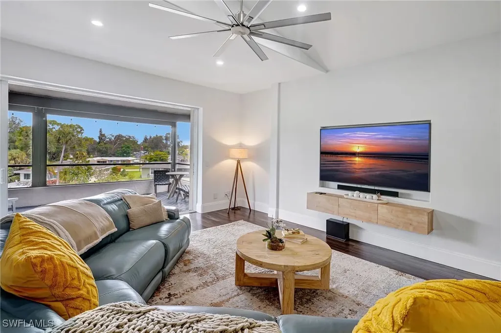 27281 S Riverside Drive Bonita Springs FL 34135