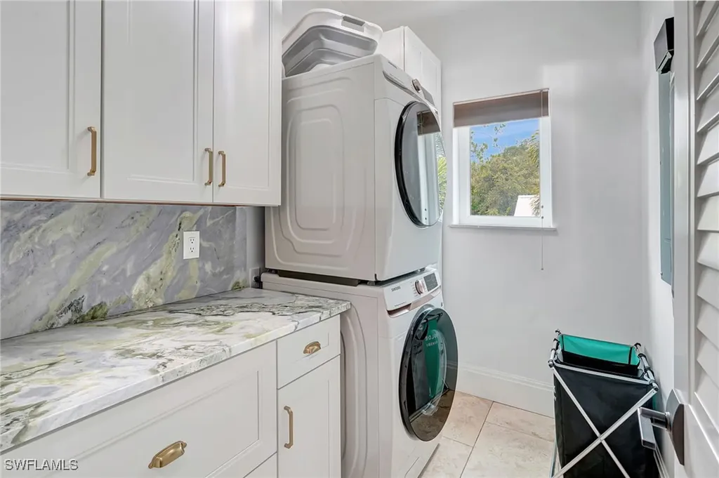 27281 S Riverside Drive Bonita Springs FL 34135