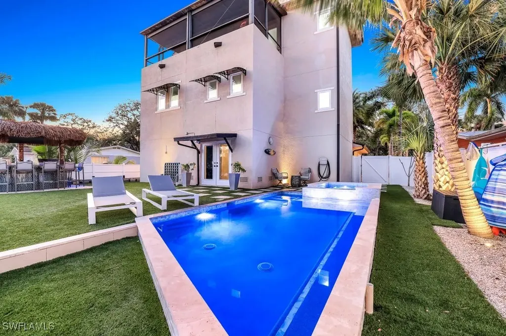 27281 S Riverside Drive Bonita Springs FL 34135