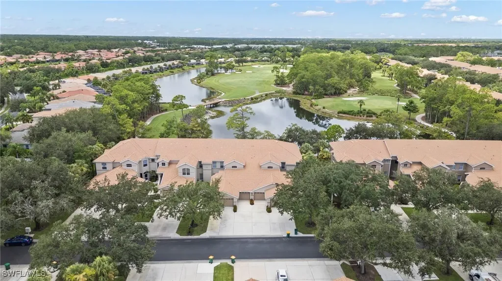 8570 Danbury Boulevard Naples FL 34120