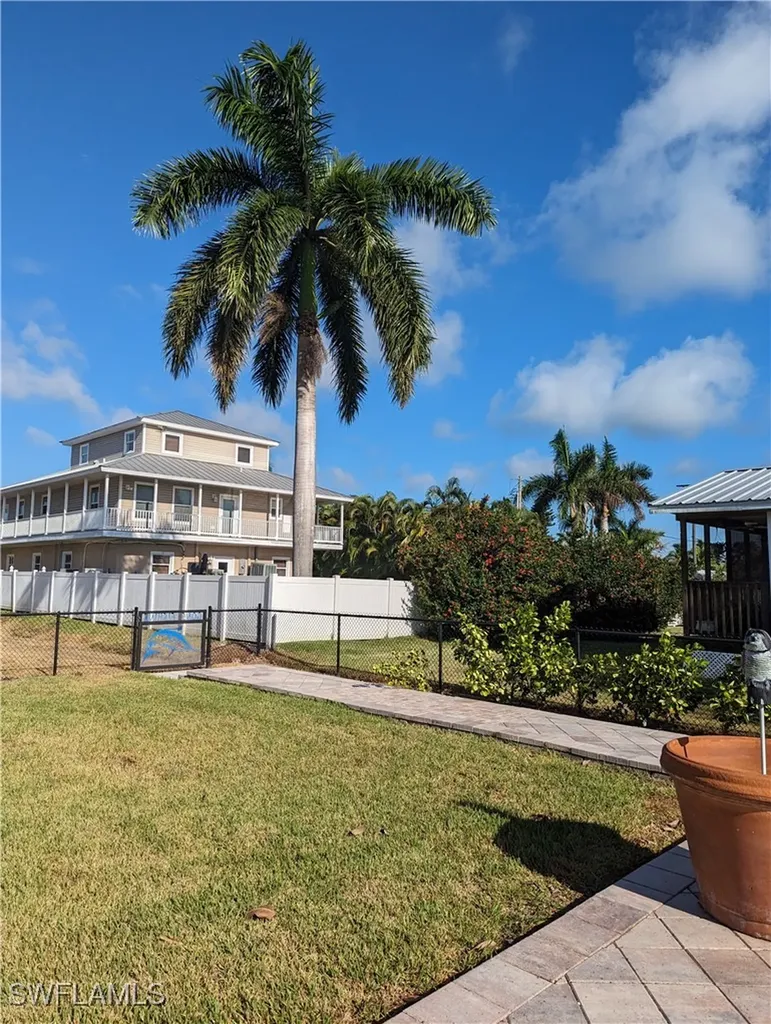313 Copeland Avenue N Everglades City FL 34139