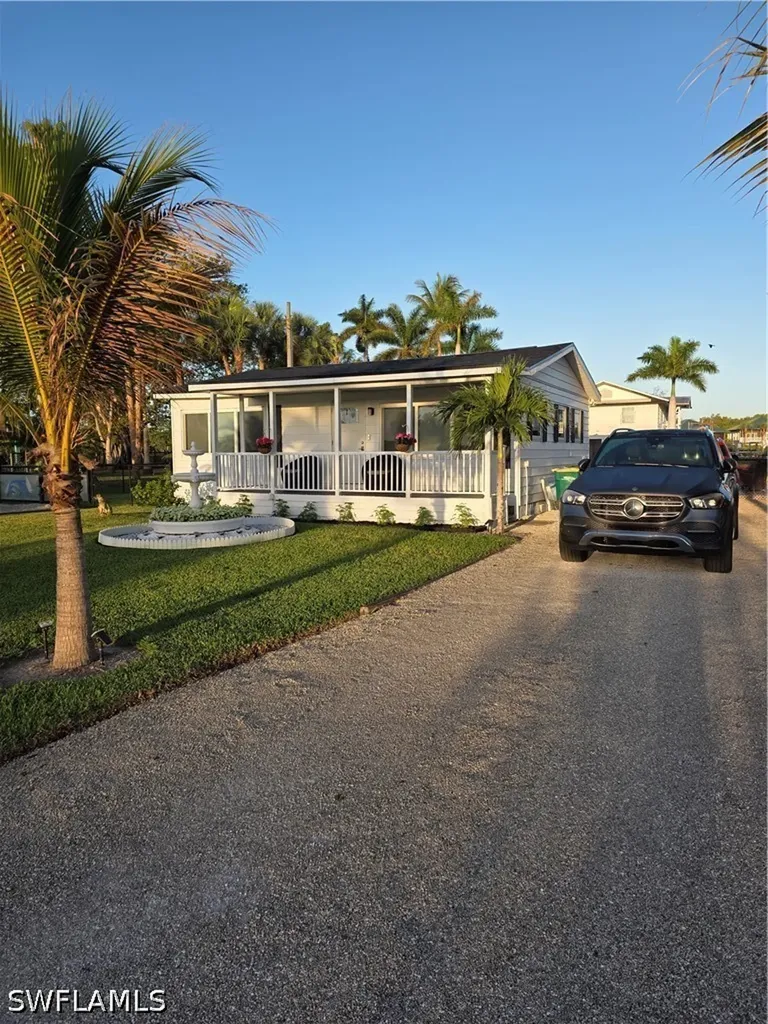 313 Copeland Avenue N Everglades City FL 34139