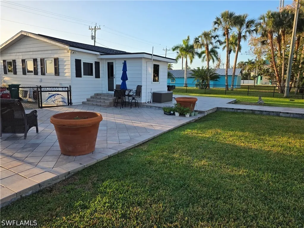 313 Copeland Avenue N Everglades City FL 34139