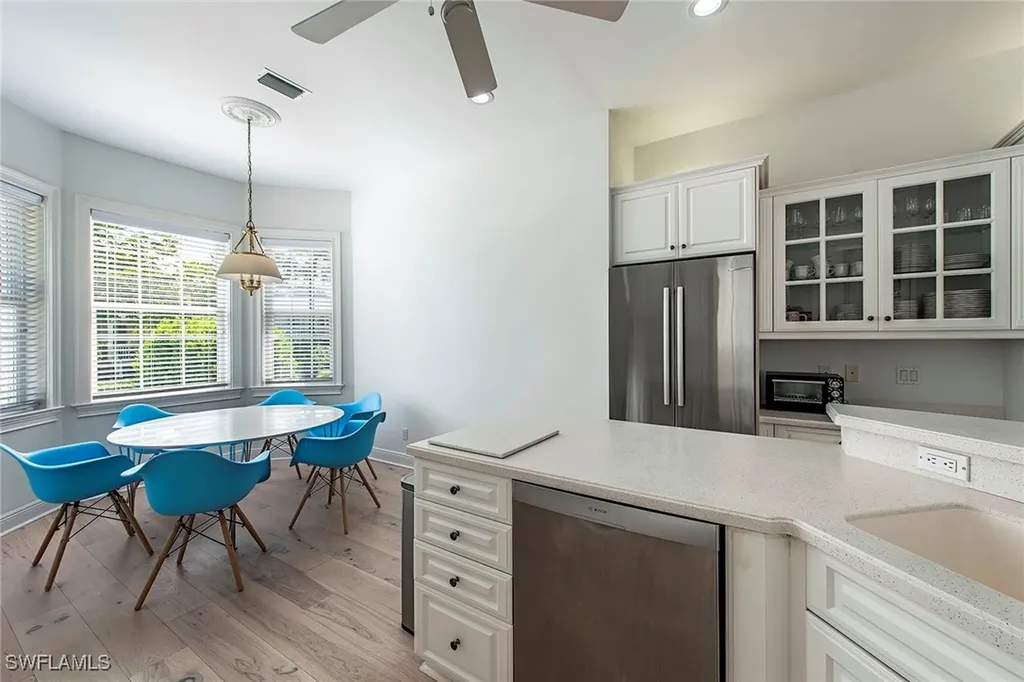 860 7th Street S Naples FL 34102