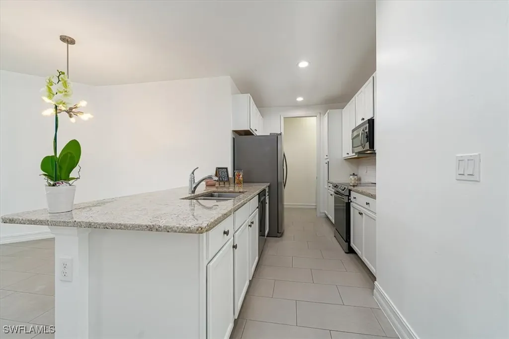 7918 Bristol Circle Naples FL 34120