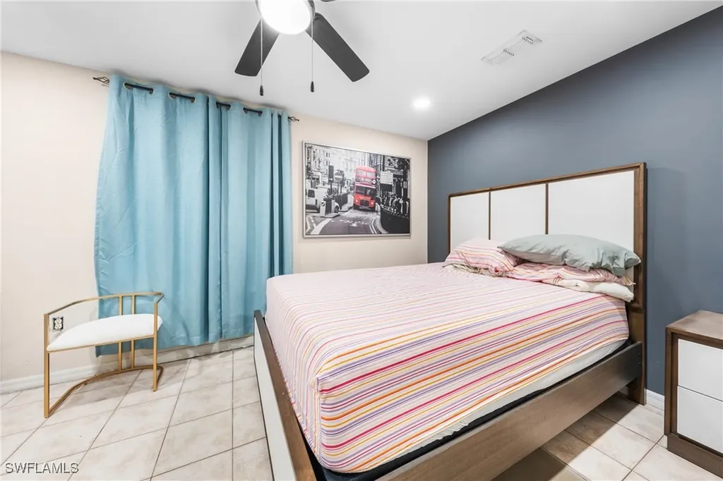 461 16th Street SE Naples FL 34117