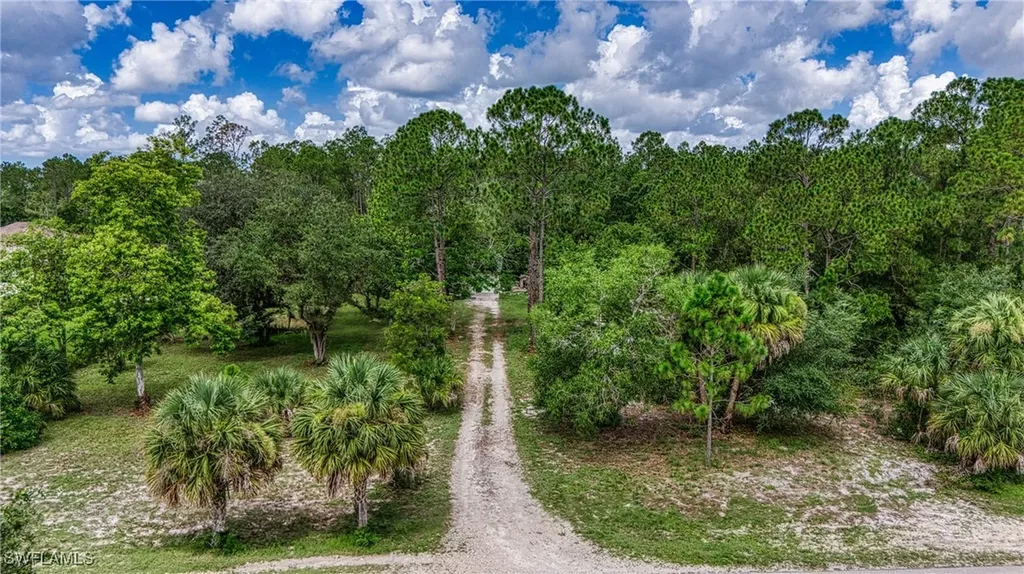 461 16th Street SE Naples FL 34117