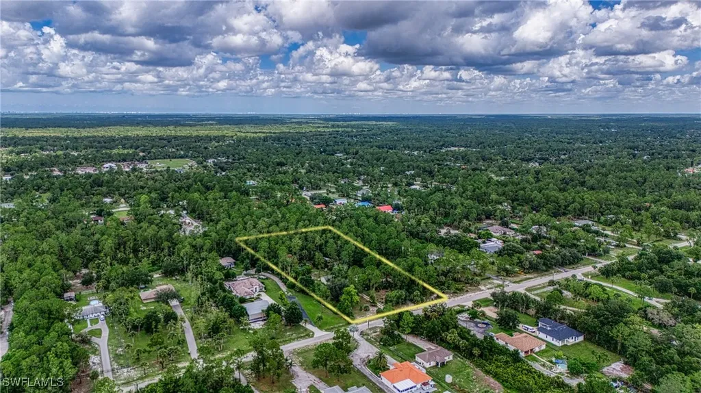 461 16th Street SE Naples FL 34117