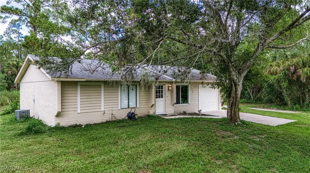 461 16th Street SE Naples FL 34117