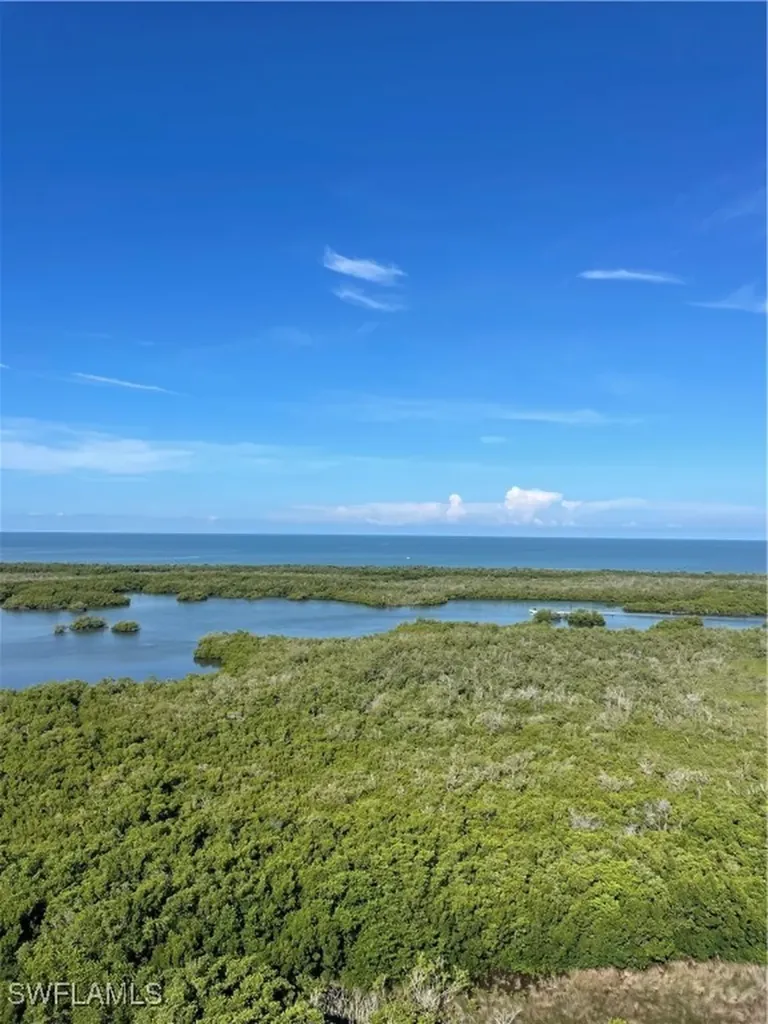 900 Arbor Lake Drive Naples FL 34110