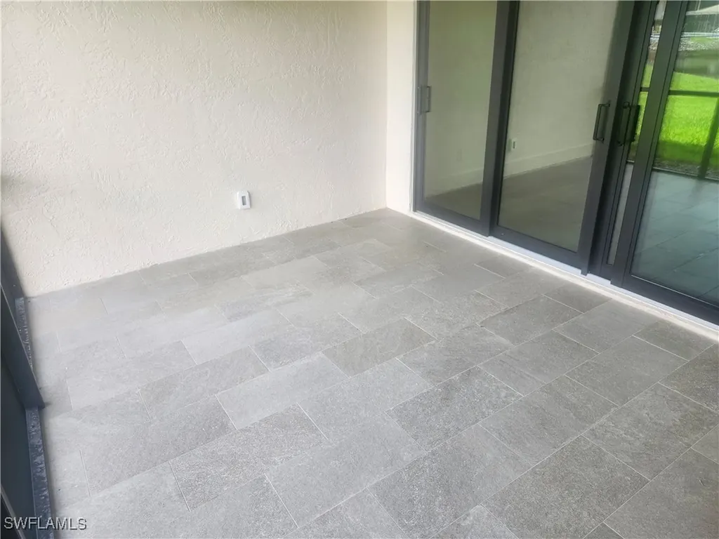 141 Cypress Way E Naples FL 34110