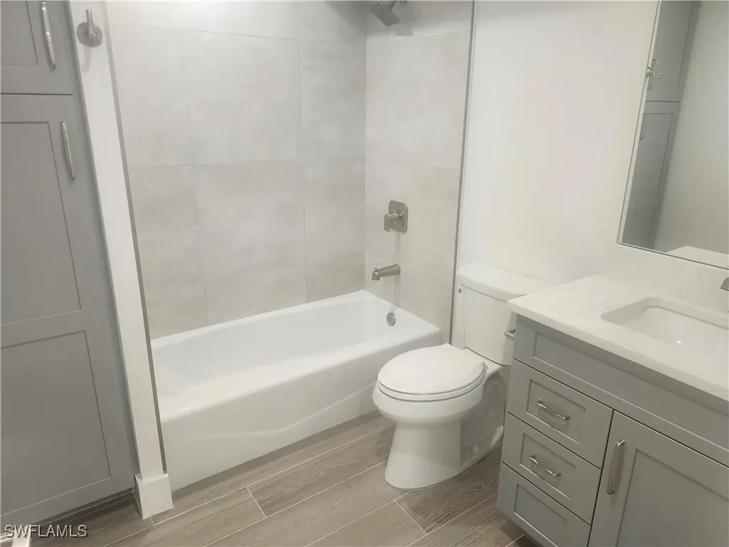 141 Cypress Way E Naples FL 34110