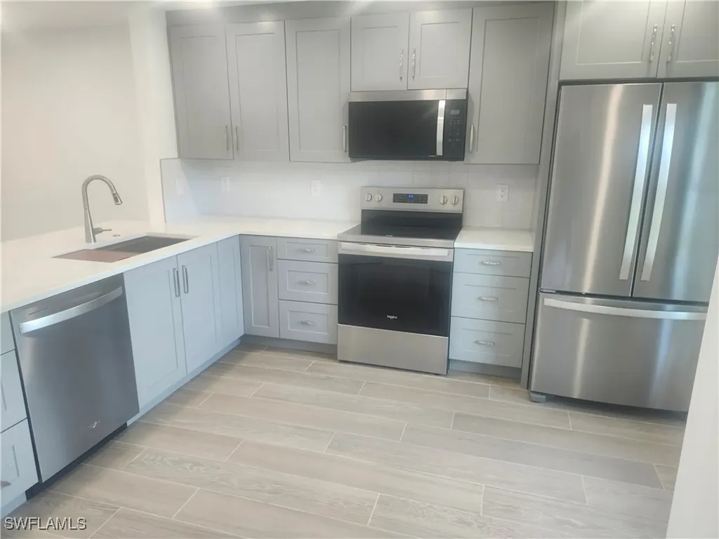 141 Cypress Way E Naples FL 34110