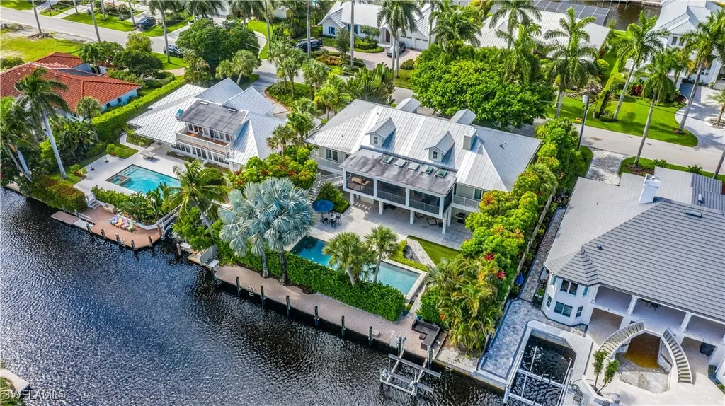 491 17th Avenue S Naples FL 34102