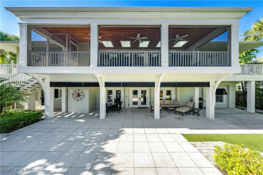 491 17th Avenue S Naples FL 34102