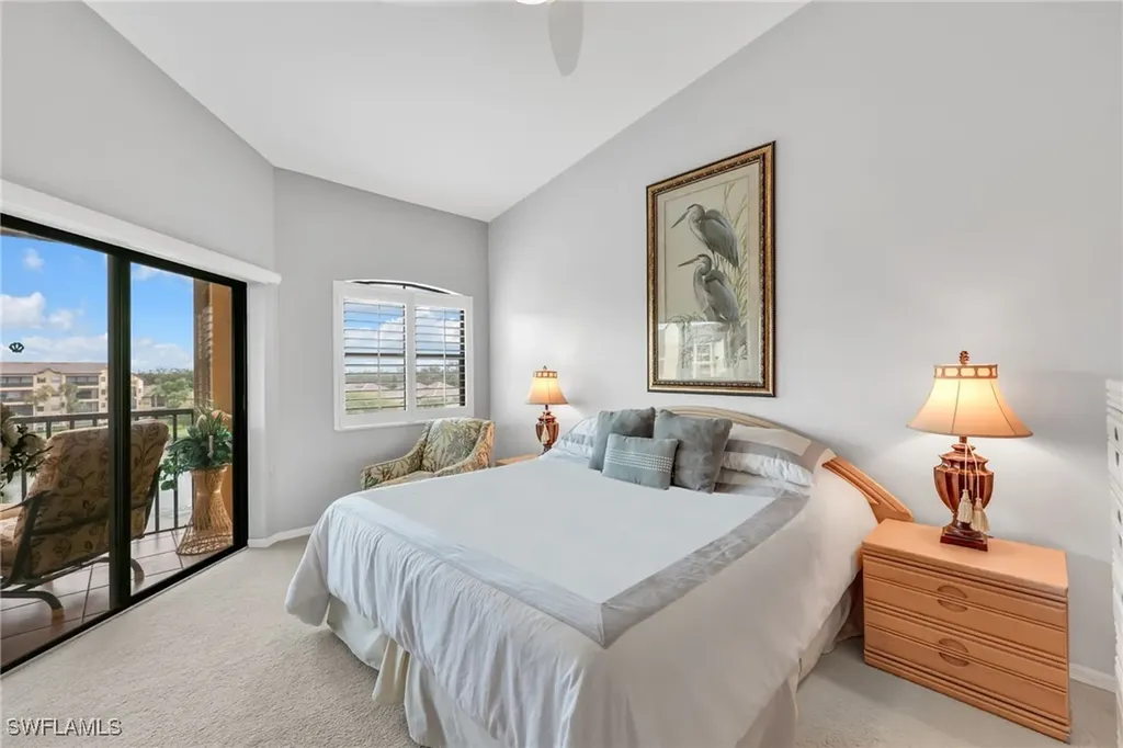 195 Vintage Circle Naples FL 34119