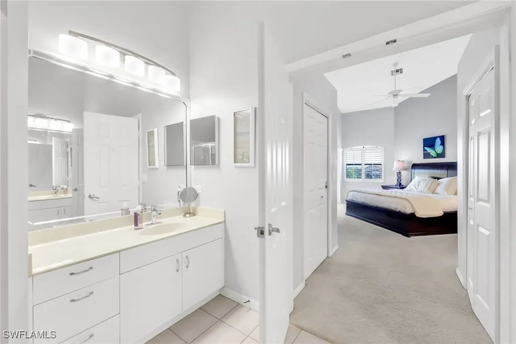 195 Vintage Circle Naples FL 34119