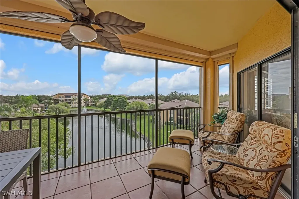 195 Vintage Circle Naples FL 34119