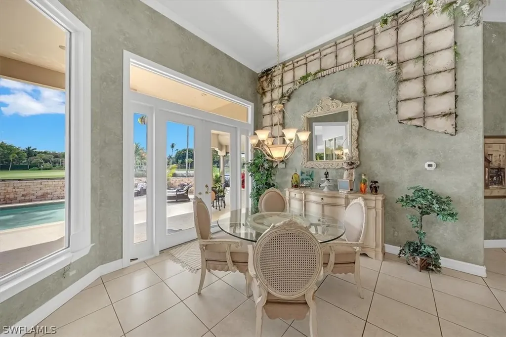 2339 Alexander Palm Drive Naples FL 34105