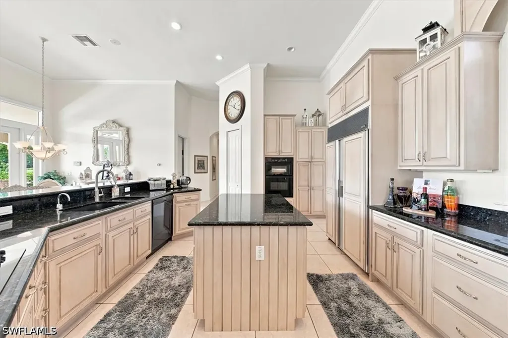 2339 Alexander Palm Drive Naples FL 34105