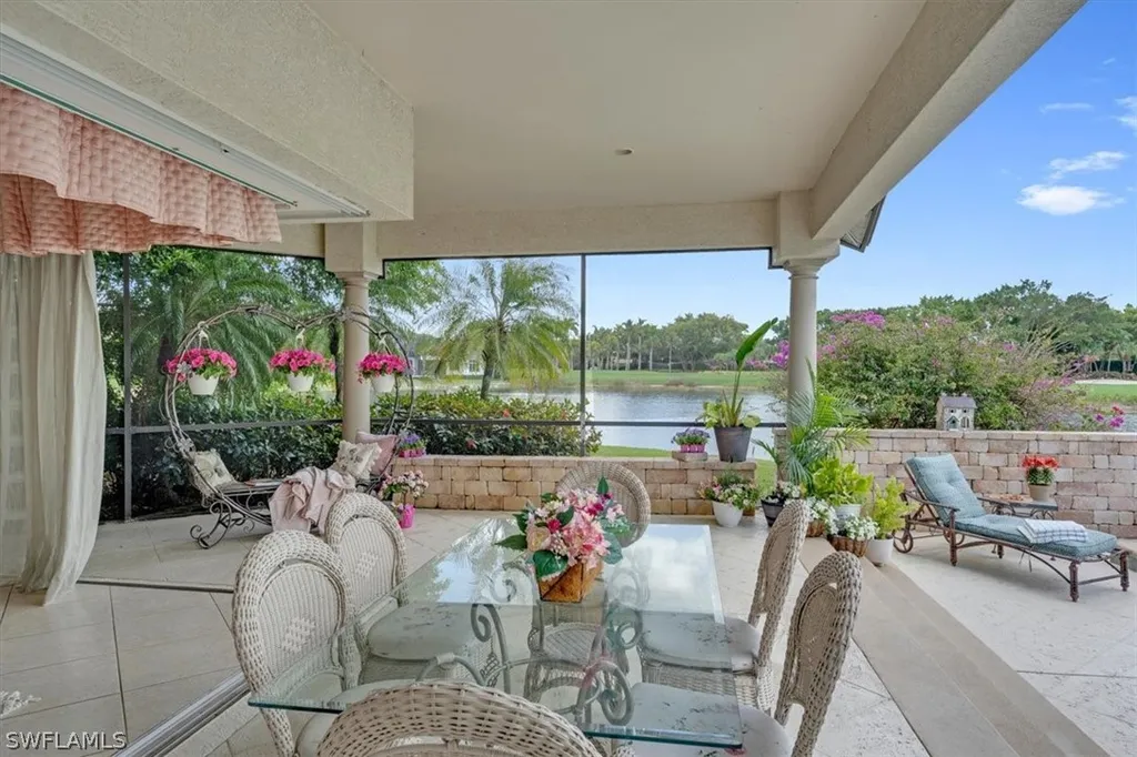 2339 Alexander Palm Drive Naples FL 34105