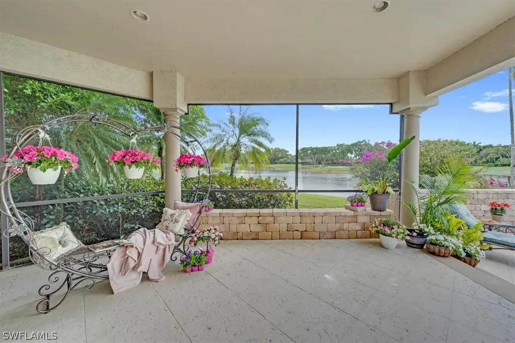 2339 Alexander Palm Drive Naples FL 34105