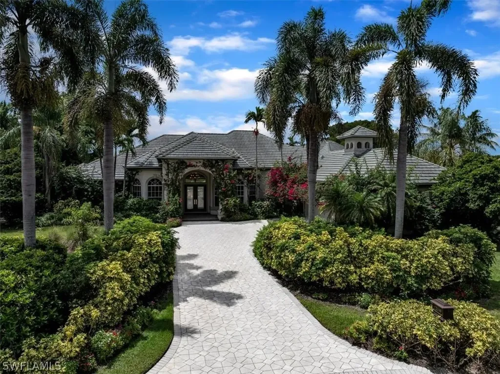 2339 Alexander Palm Drive Naples FL 34105