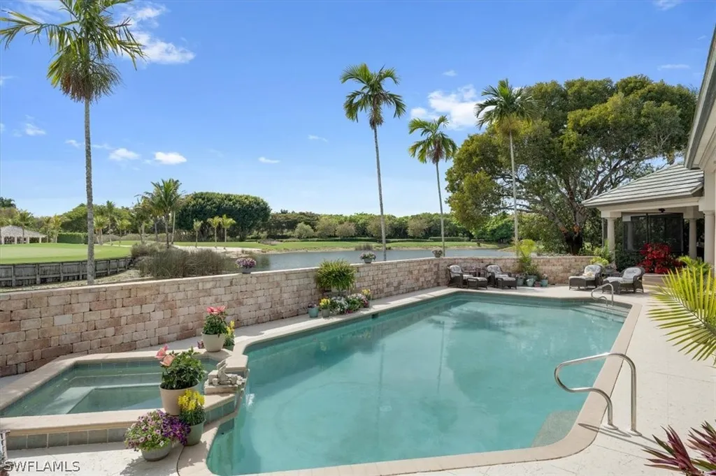 2339 Alexander Palm Drive Naples FL 34105