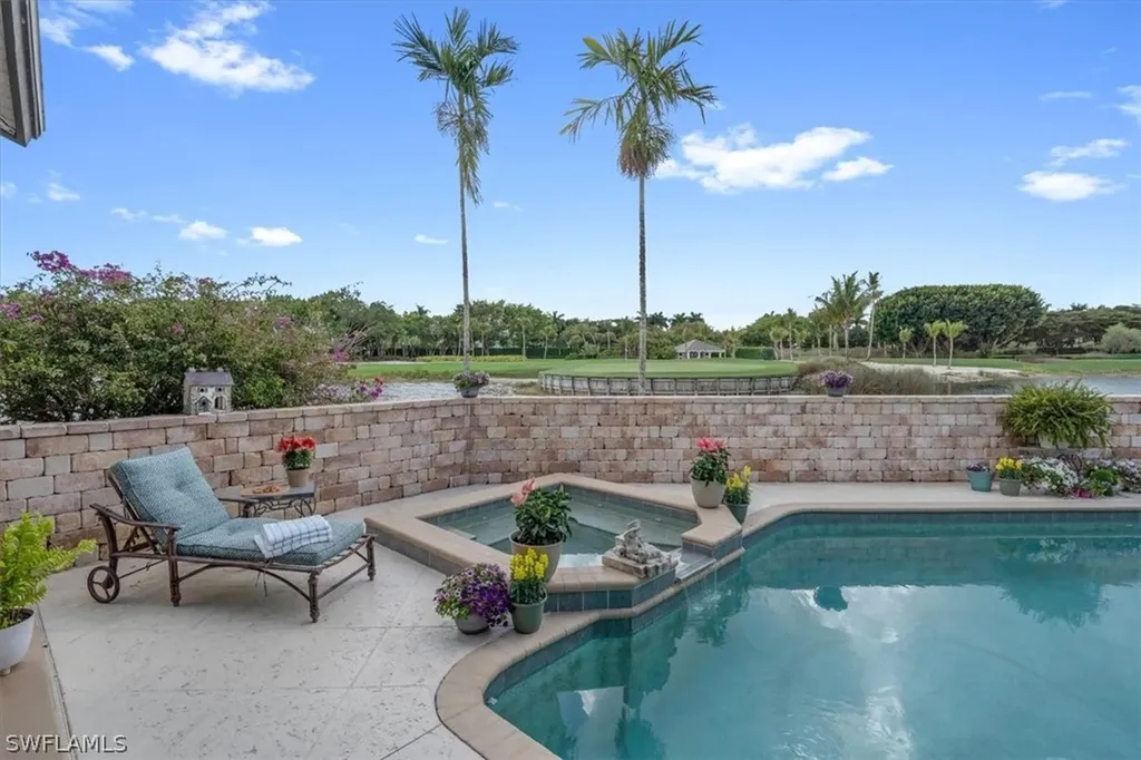 2339 Alexander Palm Drive Naples FL 34105