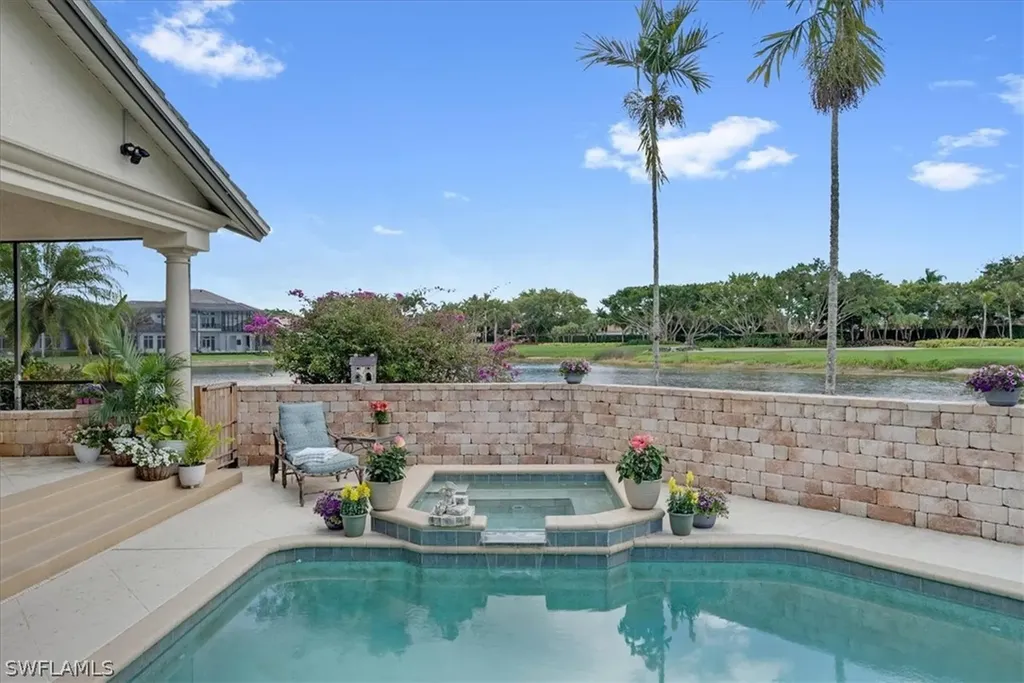 2339 Alexander Palm Drive Naples FL 34105