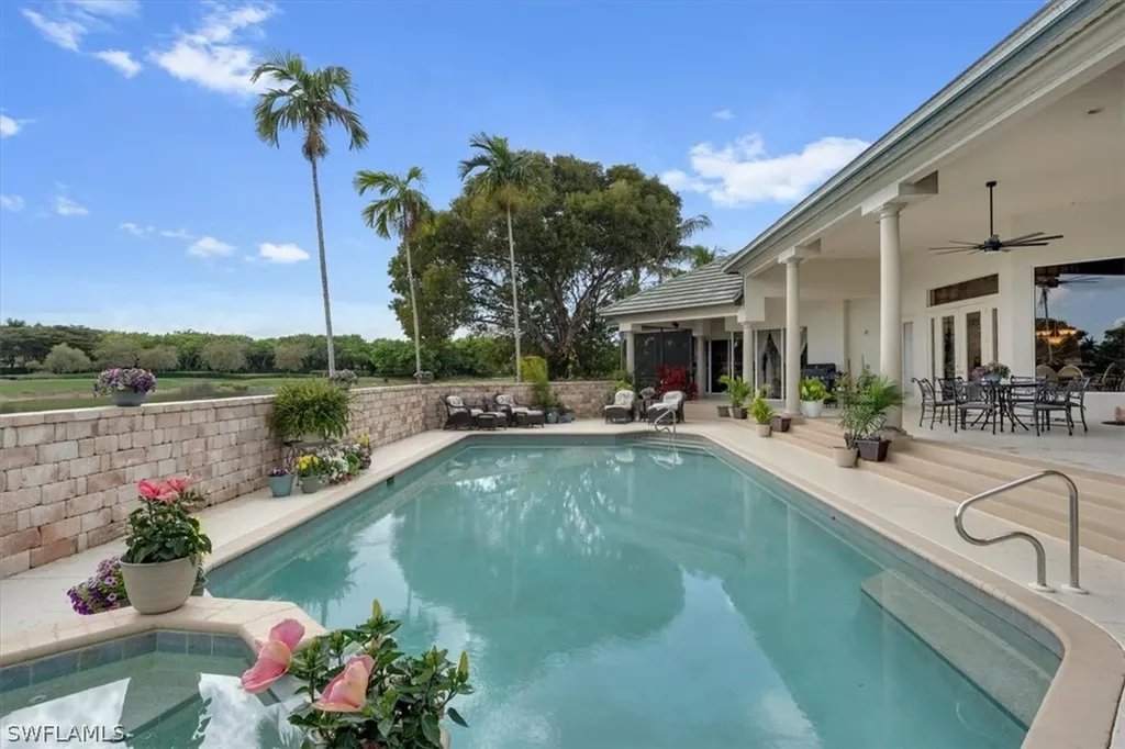 2339 Alexander Palm Drive Naples FL 34105