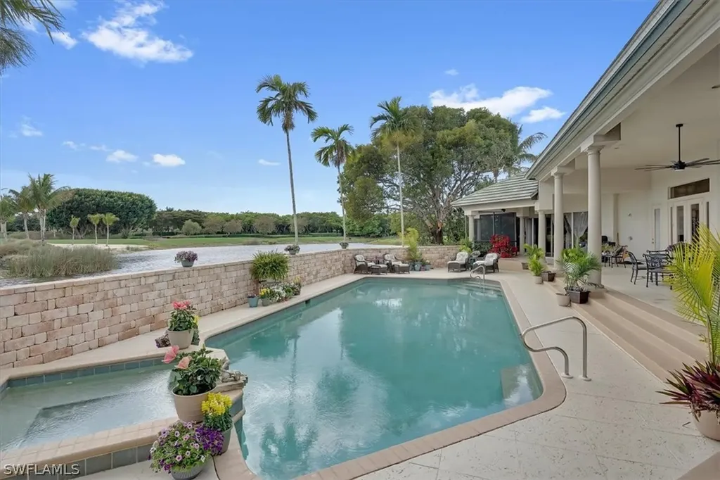 2339 Alexander Palm Drive Naples FL 34105