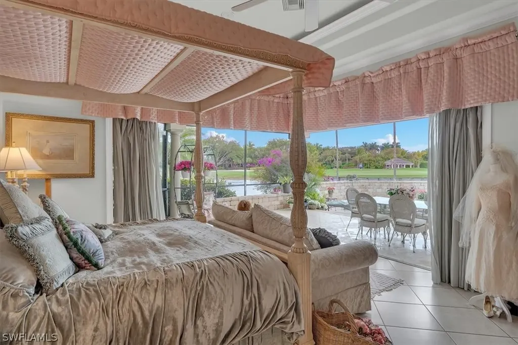 2339 Alexander Palm Drive Naples FL 34105