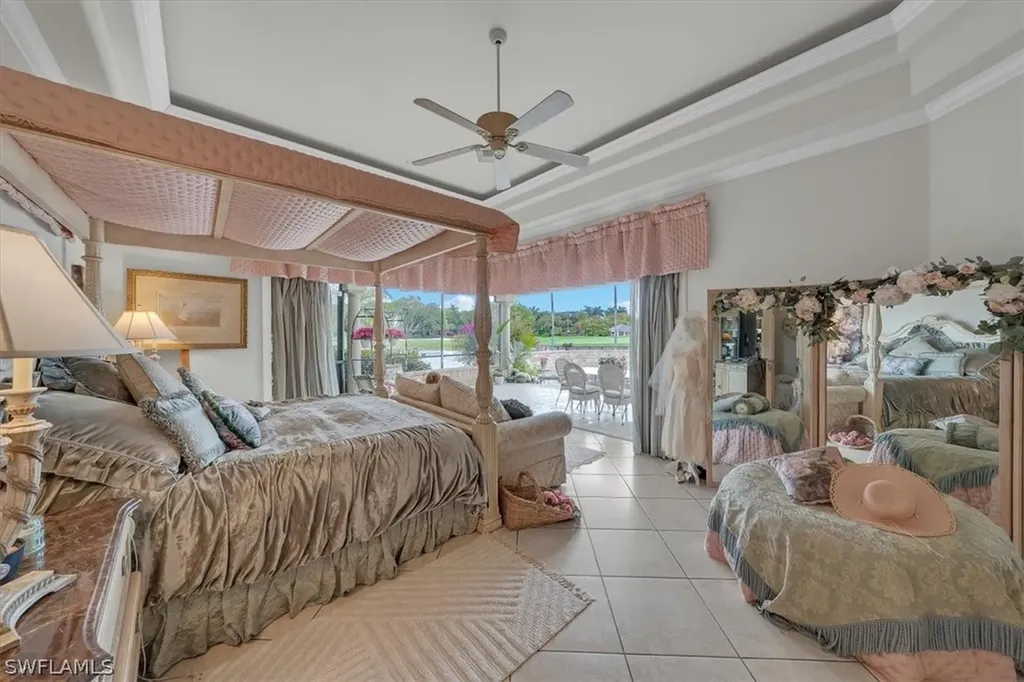 2339 Alexander Palm Drive Naples FL 34105
