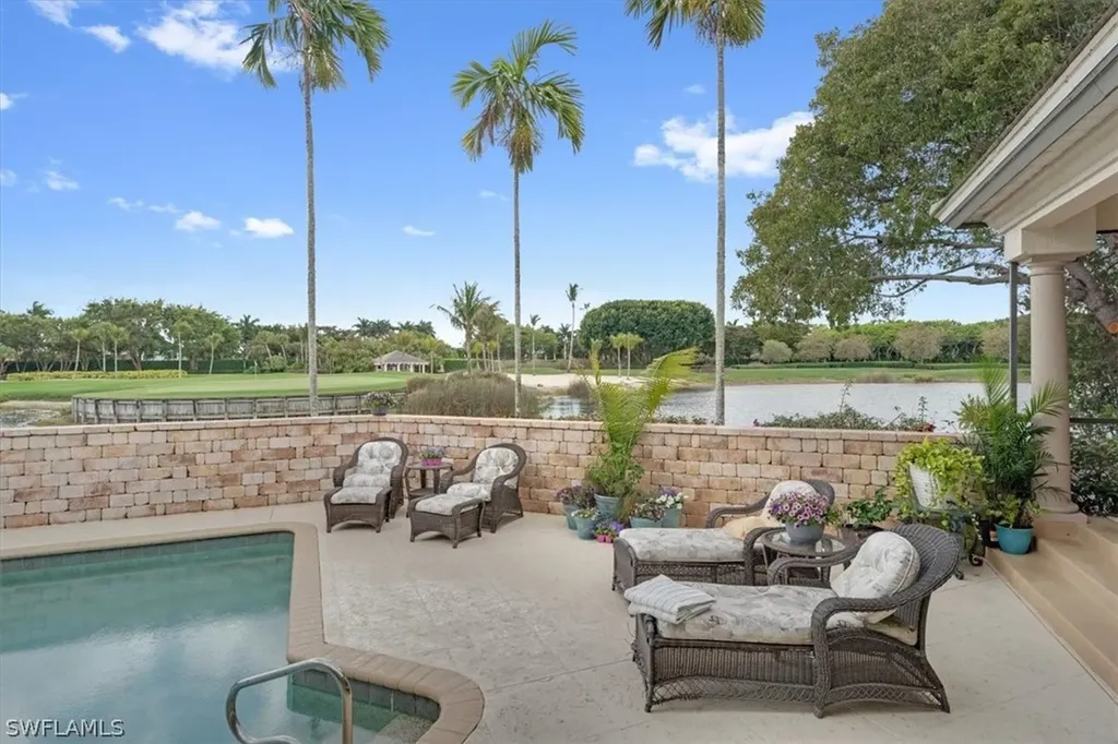 2339 Alexander Palm Drive Naples FL 34105