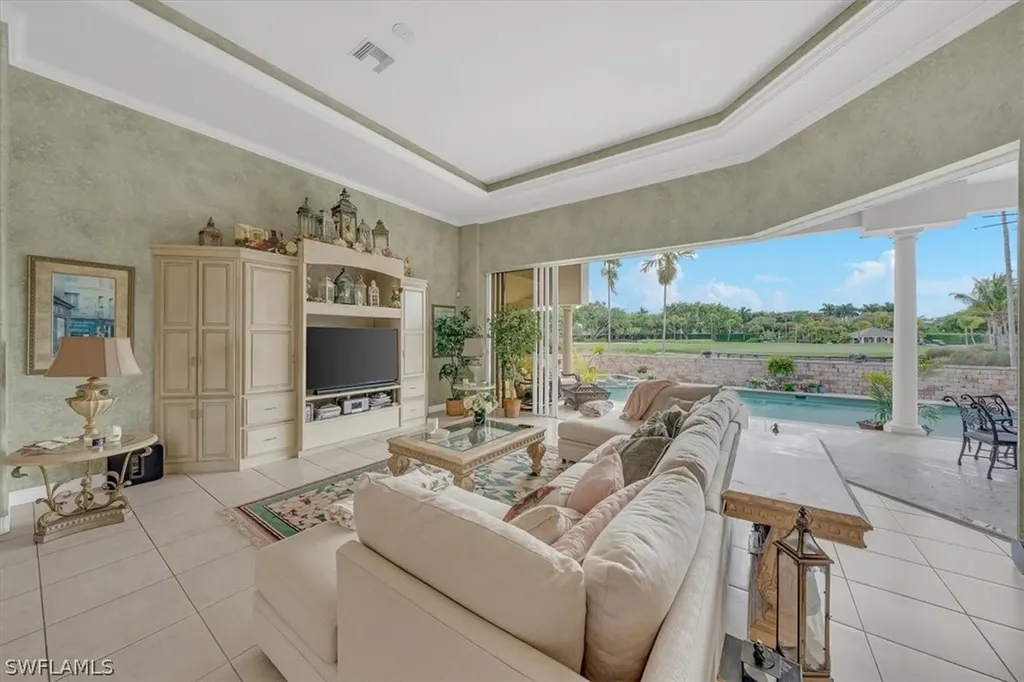 2339 Alexander Palm Drive Naples FL 34105