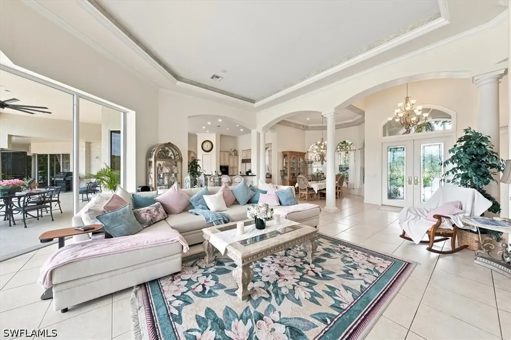 2339 Alexander Palm Drive Naples FL 34105