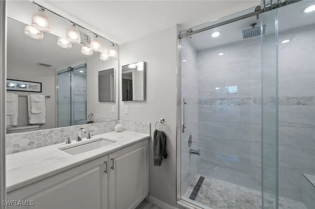 1230 Wildwood Lakes Boulevard Naples FL 34104